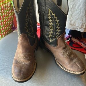 Toddler size 3 -Gently Loved- Old west boots